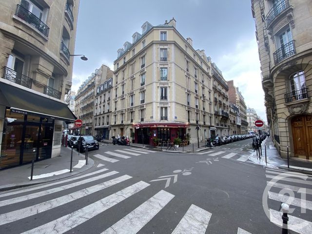  - PARIS - 