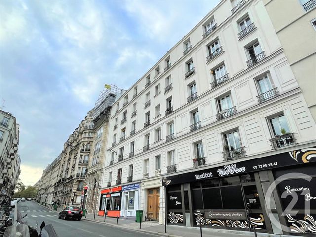 Appartement T3 à vendre - 3 pièces - 55.75 m2 - PARIS - 75012 - ILE-DE-FRANCE - Century 21 Daumesnil