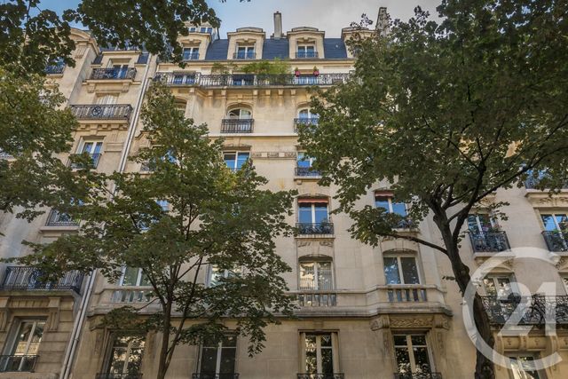  - PARIS - 
