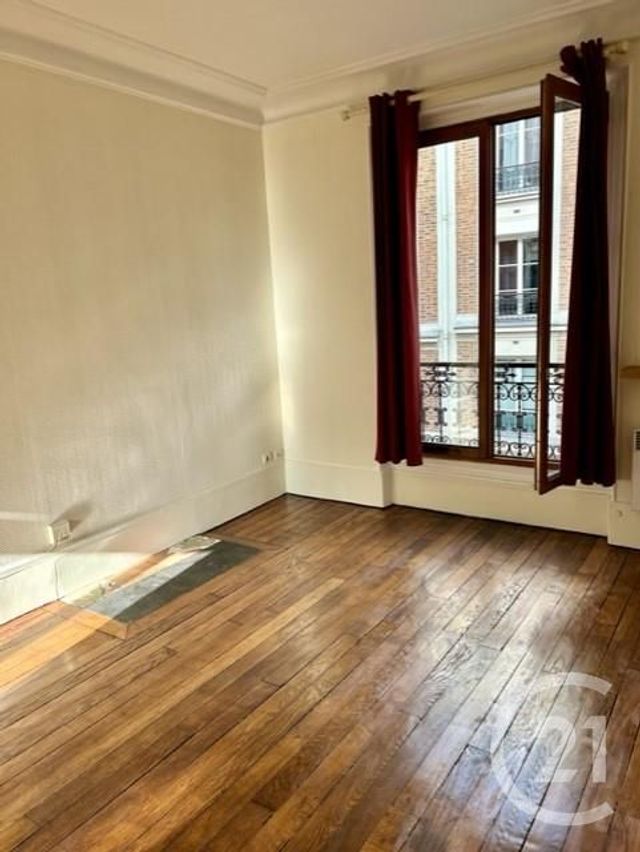 Appartement F2 à vendre - 2 pièces - 26.0 m2 - PARIS - 75011 - ILE-DE-FRANCE - Century 21 Daumesnil