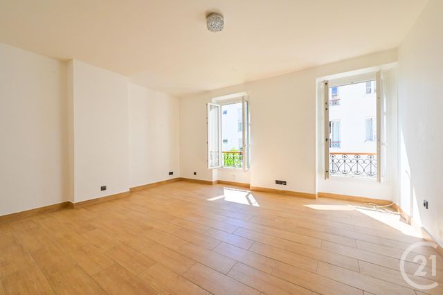 Appartement F1 à vendre PARIS