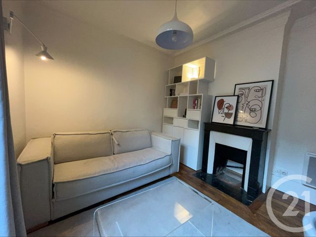 Appartement F1 à louer - 1 pièce - 16.32 m2 - PARIS - 75020 - ILE-DE-FRANCE - Century 21 Daumesnil