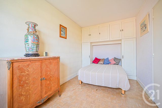 Afficher la photo en grand Appartement F3 à vendre - 3 pièces - 60.17 m2 - PARIS - 75012 - ILE-DE-FRANCE - Century 21 Daumesnil