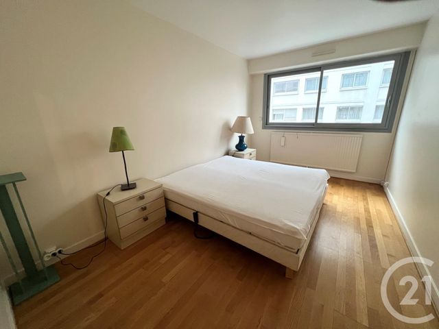 Afficher la photo en grand Appartement F2 à louer - 2 pièces - 77.01 m2 - PARIS - 75012 - ILE-DE-FRANCE - Century 21 Daumesnil