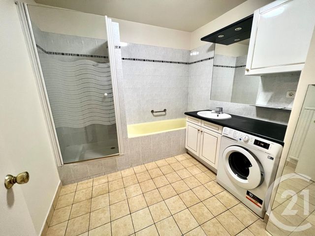 Afficher la photo en grand Appartement F2 à louer - 2 pièces - 77.01 m2 - PARIS - 75012 - ILE-DE-FRANCE - Century 21 Daumesnil