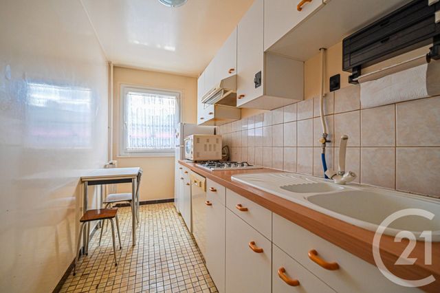 Appartement à vendre - 2 pièces - 50.29 m2 - PARIS - 75012 - ILE-DE-FRANCE - Century 21 Daumesnil