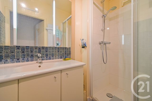 Appartement F2 à vendre - 2 pièces - 49.8 m2 - PARIS - 75012 - ILE-DE-FRANCE - Century 21 Daumesnil