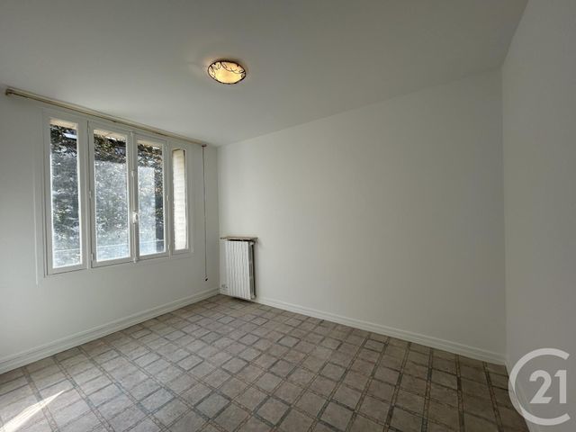 Appartement à louer - 2 pièces - 42.76 m2 - PARIS - 75012 - ILE-DE-FRANCE - Century 21 Daumesnil