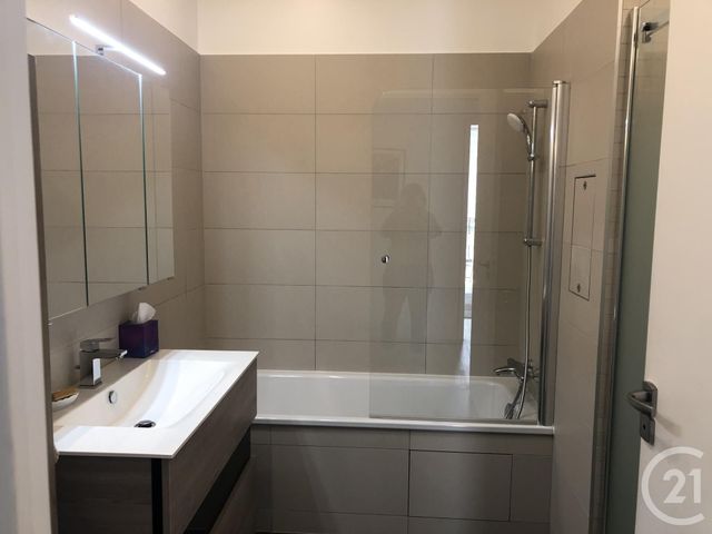 Appartement F3 à vendre - 3 pièces - 71.5 m2 - PARIS - 75012 - ILE-DE-FRANCE - Century 21 Daumesnil