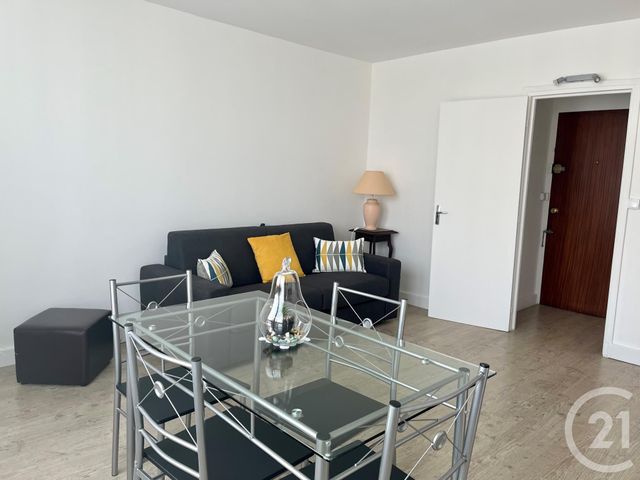 Appartement F1 à louer - 1 pièce - 28.31 m2 - PARIS - 75012 - ILE-DE-FRANCE - Century 21 Daumesnil