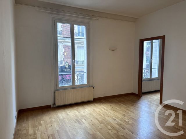 Appartement F3 à louer PARIS