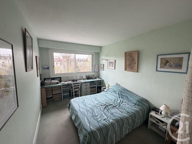 Appartement T4 à vendre - 4 pièces - 66.22 m2 - PARIS - 75012 - ILE-DE-FRANCE - Century 21 Daumesnil