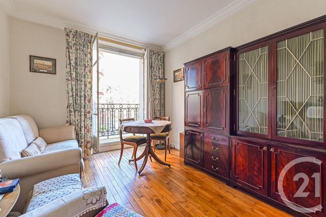 Appartement à vendre - 4 pièces - 64.58 m2 - PARIS - 75012 - ILE-DE-FRANCE - Century 21 Daumesnil