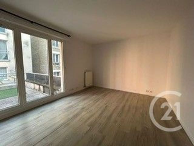 Appartement F1 à louer PARIS