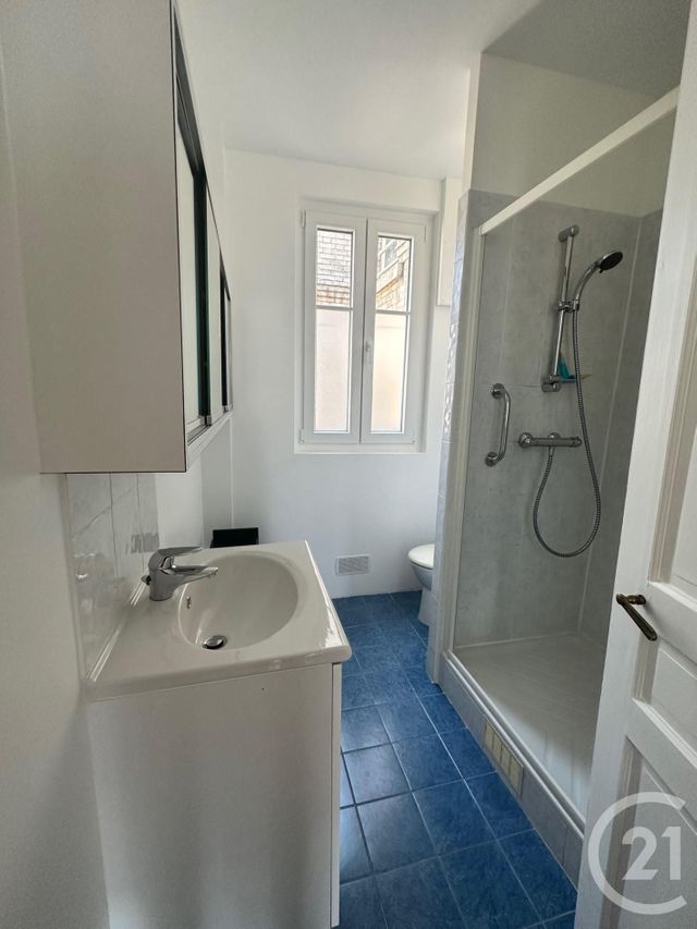 Appartement F2 à louer - 2 pièces - 42.0 m2 - PARIS - 75012 - ILE-DE-FRANCE - Century 21 Daumesnil