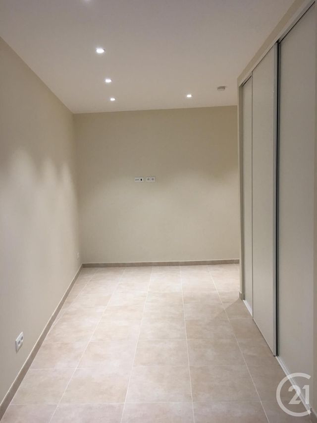 Appartement F3 à louer - 3 pièces - 55.08 m2 - PARIS - 75012 - ILE-DE-FRANCE - Century 21 Daumesnil