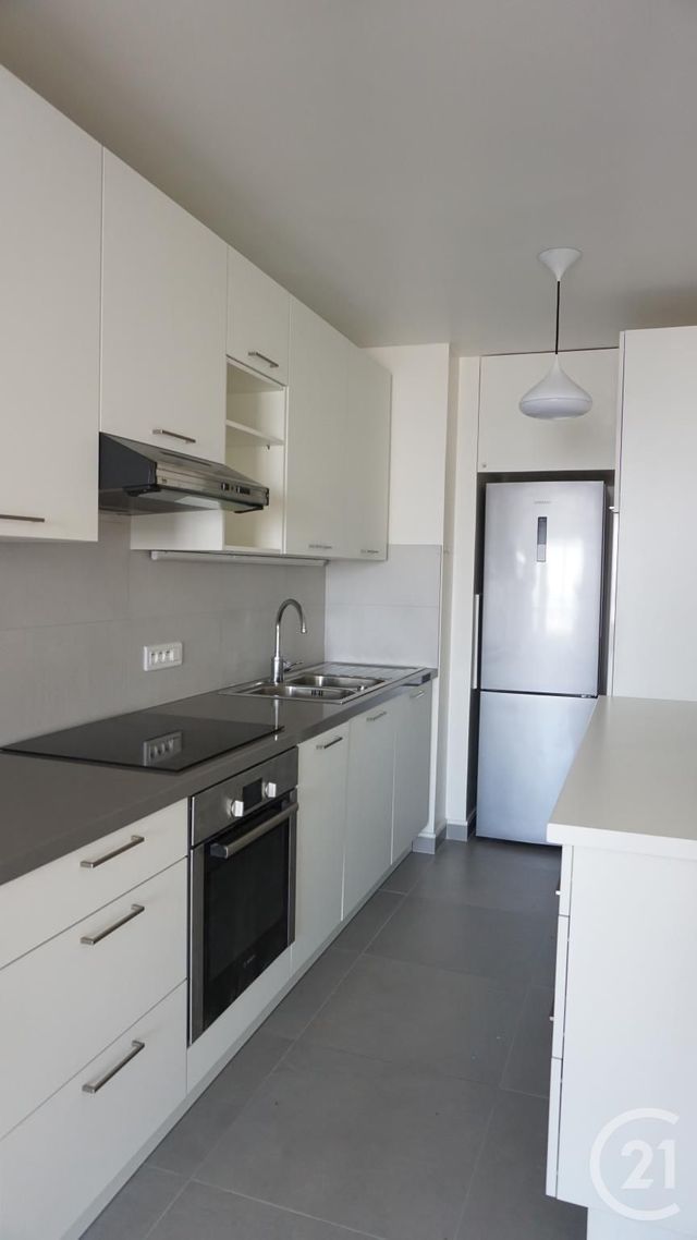 Appartement F2 à louer - 2 pièces - 49.9 m2 - PARIS - 75020 - ILE-DE-FRANCE - Century 21 Daumesnil