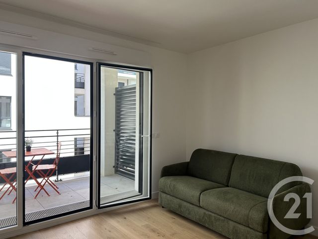Appartement F1 à louer - 1 pièce - 28.48 m2 - VANVES - 92 - ILE-DE-FRANCE - Century 21 Daumesnil