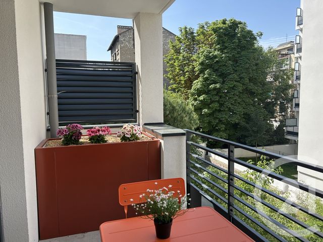 Appartement F1 à louer - 1 pièce - 28.48 m2 - VANVES - 92 - ILE-DE-FRANCE - Century 21 Daumesnil