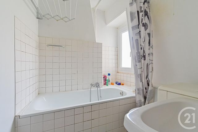Appartement Studio à vendre - 1 pièce - 21.76 m2 - PARIS - 75001 - ILE-DE-FRANCE - Century 21 Daumesnil