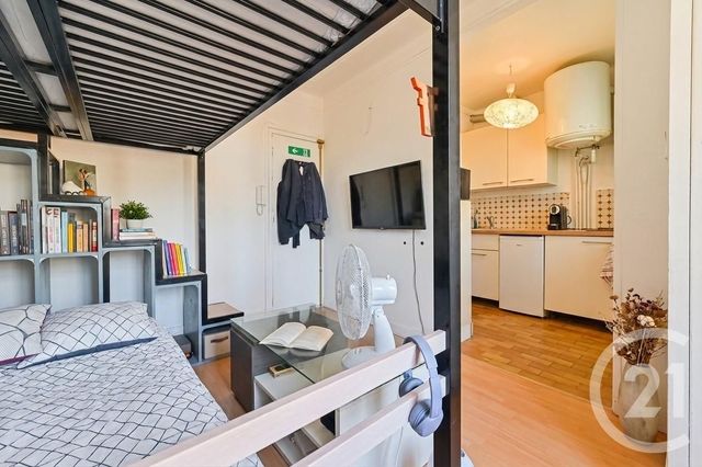 Appartement Studio à vendre - 2 pièces - 30.27 m2 - PARIS - 75012 - ILE-DE-FRANCE - Century 21 Daumesnil