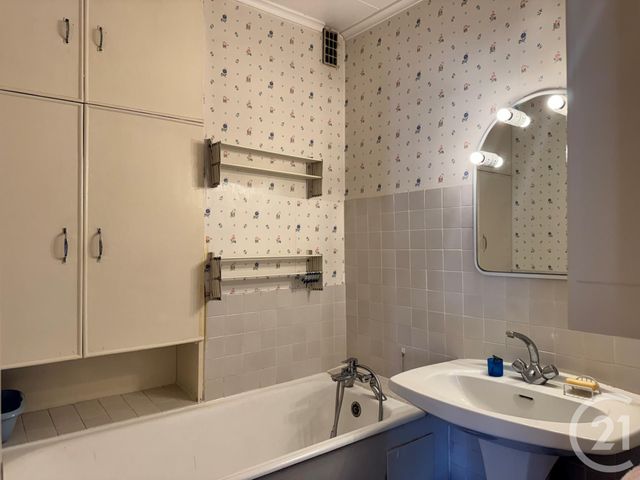 Appartement F3/4 à vendre - 3 pièces - 85.25 m2 - PARIS - 75012 - ILE-DE-FRANCE - Century 21 Daumesnil