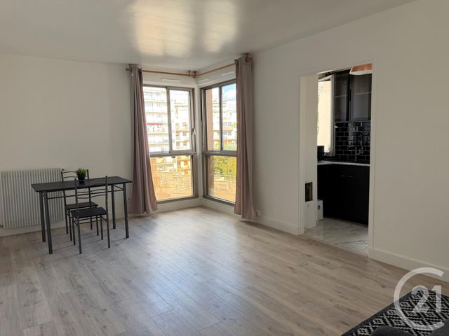 Appartement Studio à louer PARIS