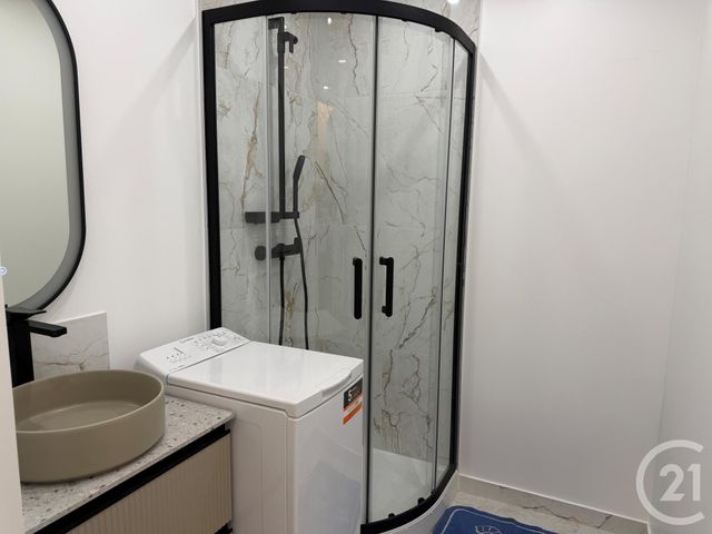 Appartement Studio à louer - 1 pièce - 30.4 m2 - PARIS - 75012 - ILE-DE-FRANCE - Century 21 Daumesnil