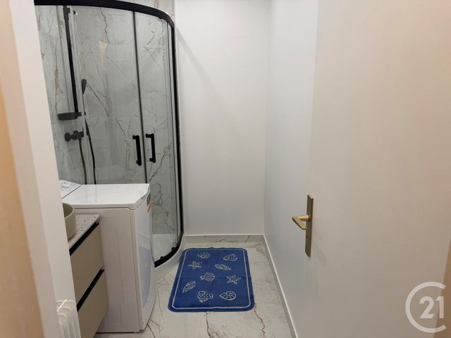 Appartement Studio à louer - 1 pièce - 30.4 m2 - PARIS - 75012 - ILE-DE-FRANCE - Century 21 Daumesnil