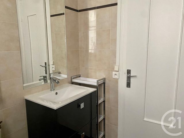 Appartement F2 à louer - 2 pièces - 35.28 m2 - PARIS - 75012 - ILE-DE-FRANCE - Century 21 Daumesnil