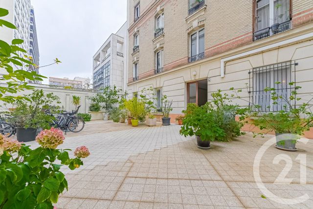 Appartement F2 à vendre - 2 pièces - 40.75 m2 - PARIS - 75012 - ILE-DE-FRANCE - Century 21 Daumesnil